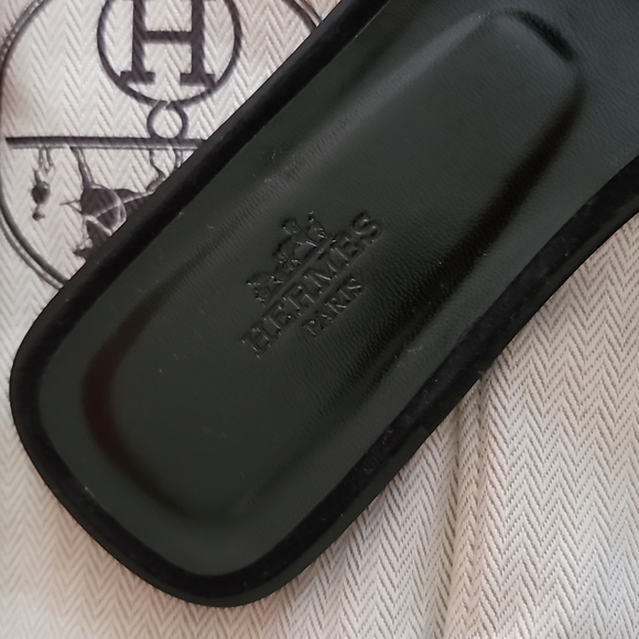 Hermes Oran Sandal with Crystals size 40eu/ 10US Limited Edition Black Leather - Picture 15 of 17